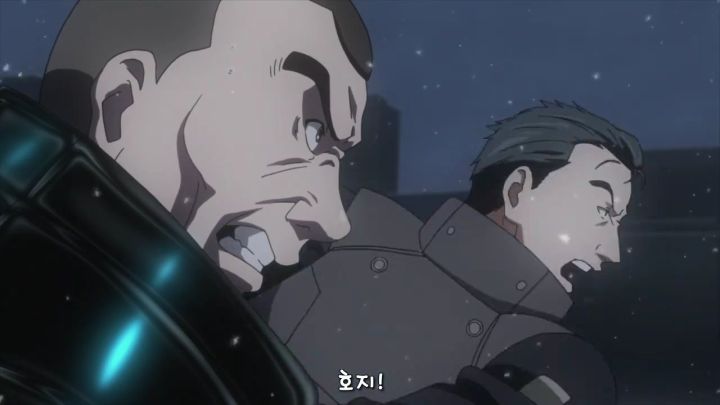 도쿄구울) 다굴빵 맞고 쓰러진 아군 최강자_107.jpg