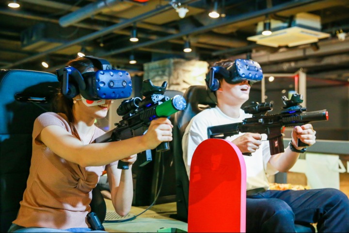[사진 4] 신규 VR 어트랙션 '좀비타운'.jpg