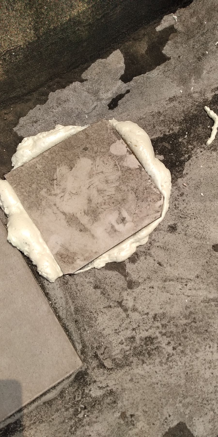 3분 시한부 야매 옥상 부분방수 공사_6.jpg