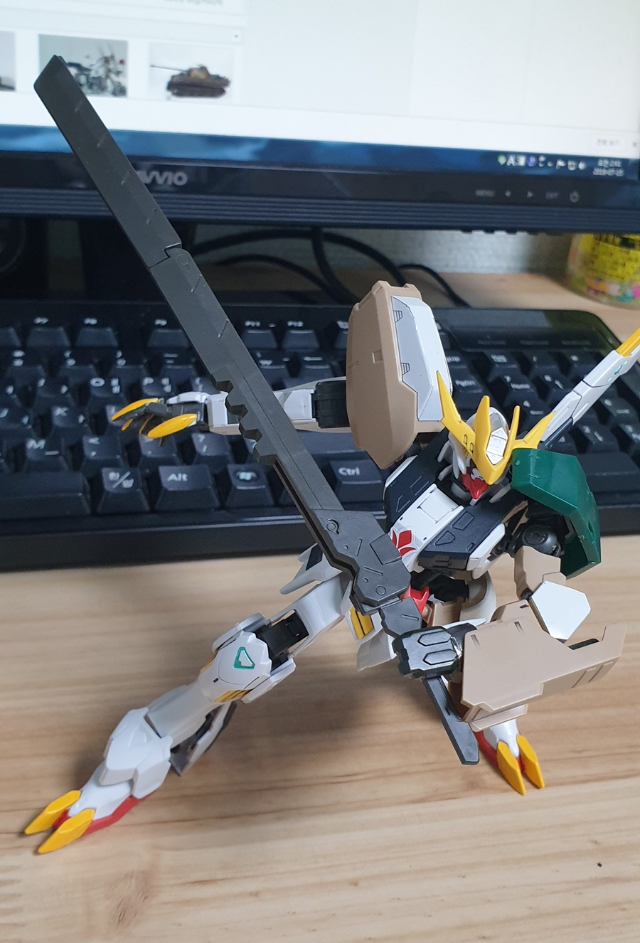 건담 바르바토스 세이드 (GUNDAM BARBATOS SHADE) 1 (7).jpg