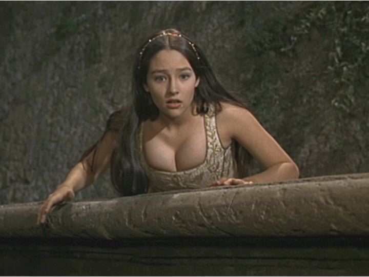 올리비아 핫세 사기캐릭터같음_2.jpg