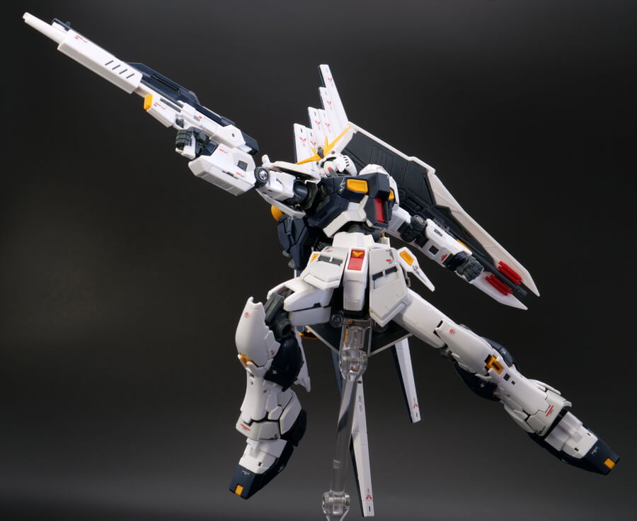 RG-NU-GUNDAM-51.jpg