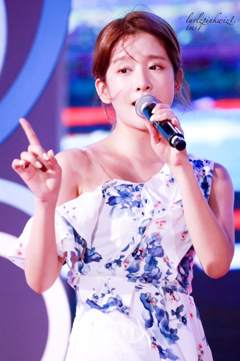 우주소녀 20190810 목포행사 사진 + 직캠_37.jpg