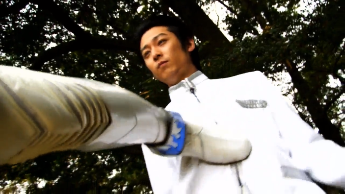 [가면라이더 더블] 다른 빌런들과 싸우는 최종보스_62.png