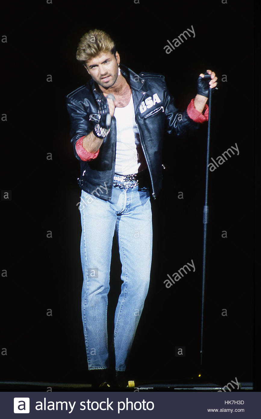 george-michael-performing-live-on-opening-night-of-the-faith-tour-HK7H3D.jpg