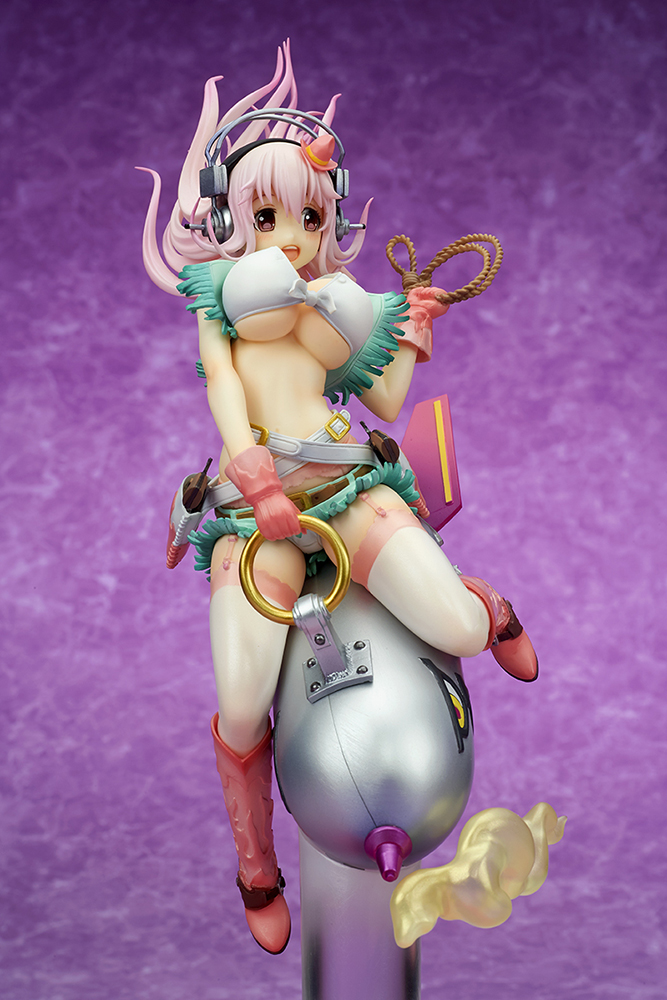 super_sonico_love_bomber_photo_10.jpg