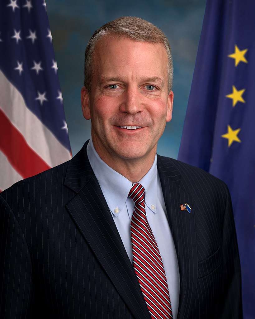 819px-Senator_Dan_Sullivan_official.jpg