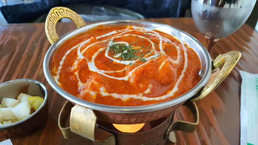 오늘의 커리는 포크빈달루 입니다