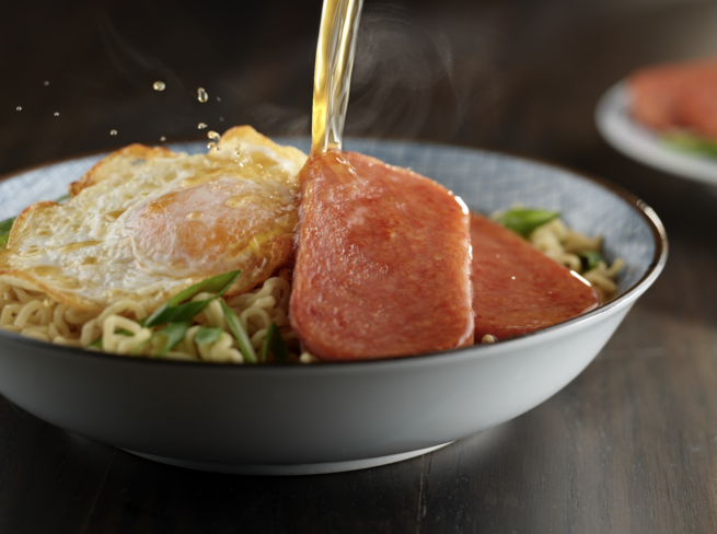 spam-classic-and-beef-ramen-655.png