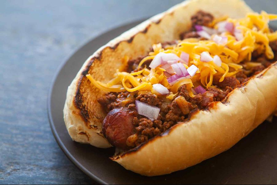 chili-dog-horiz-a-1600.jpg