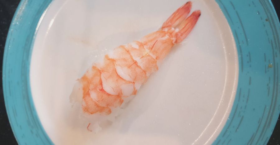 낮에 헌혈하고 양분 보충하러 회전초밥집 갔는데 | 유머 게시판 | 루리웹 낮에 헌혈하고 양분 보충하러 회전초밥집 갔는데 | 유머 게시판
