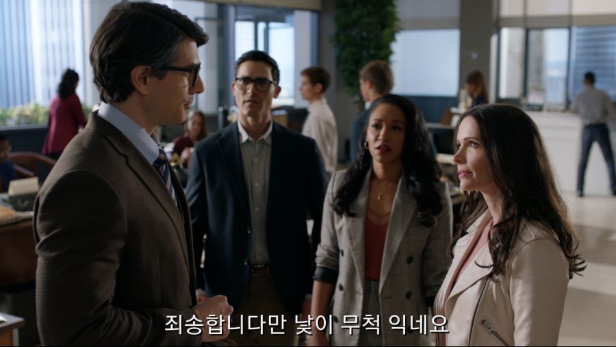 ???: 슈퍼맨을 재등장 시킬거면 고증은 잘 해야지_3.jpg