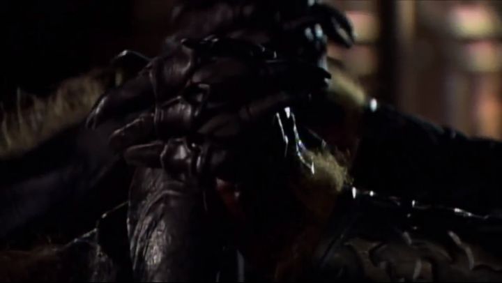 [가면라이더 쿠우가] 박쥐의 근성_61.png