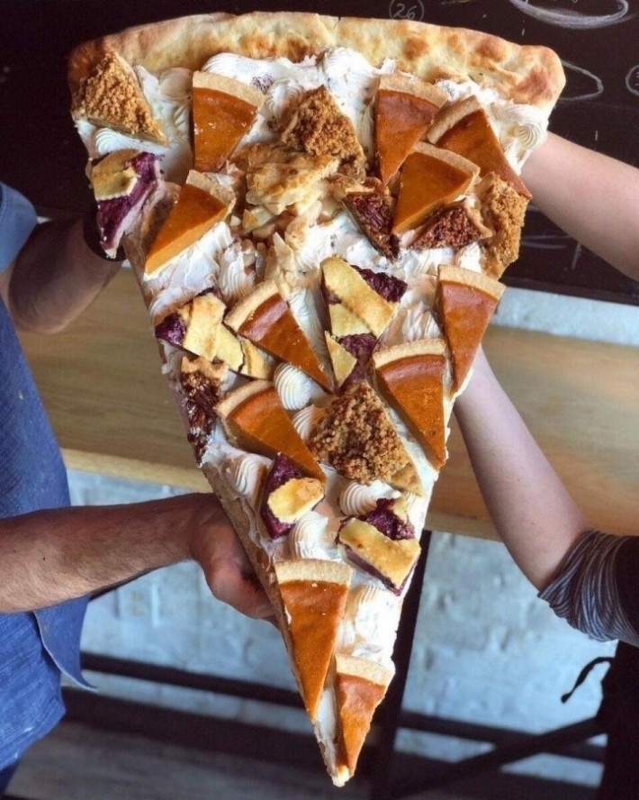 다이어트를 위해 피자 한조각만 먹을게요_5.jpeg