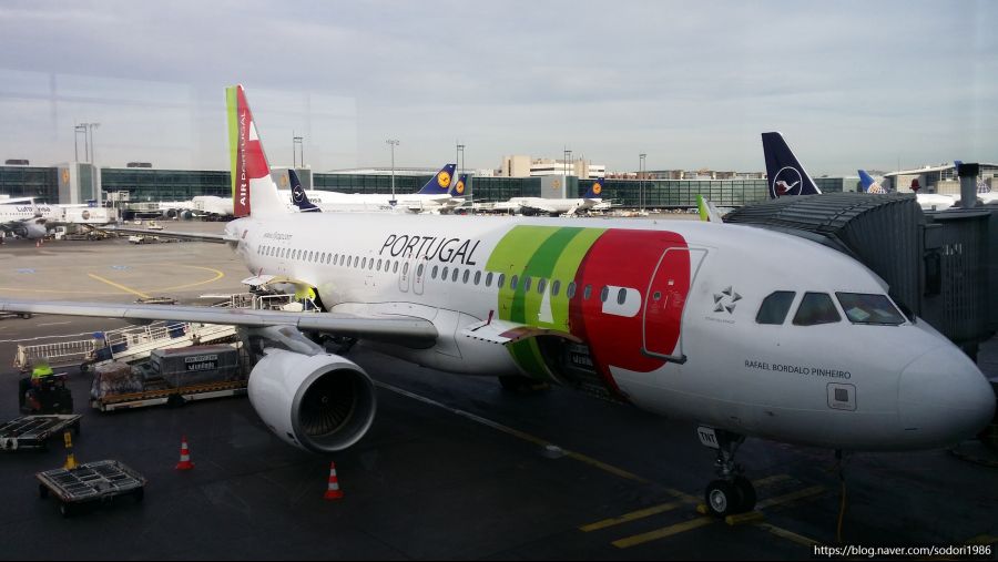 6대륙에서 탑승했던 철도, 버스, 비행기 사진입니다.(18장/한국 제외)_9.jpg