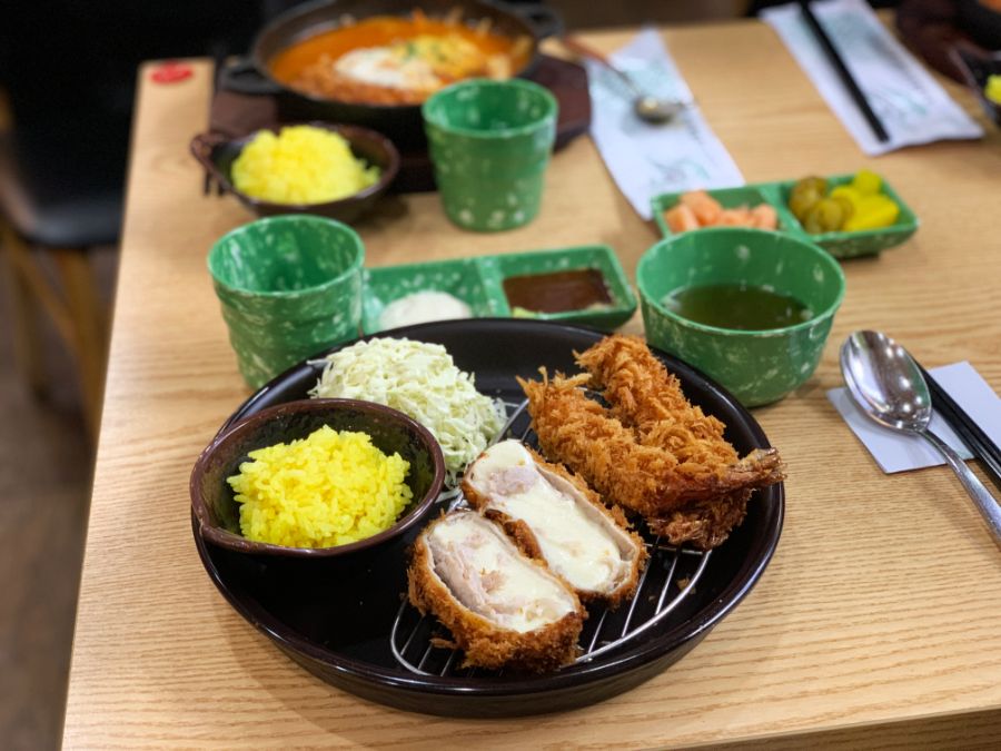 서초동에서 돈까스 먹었습니다 - 서울 서초동, 라라분식 | 음식 갤러리 서초동에서 돈까스 먹었습니다 - 서울 서초동, 라라분식 | 음식 갤러리... 