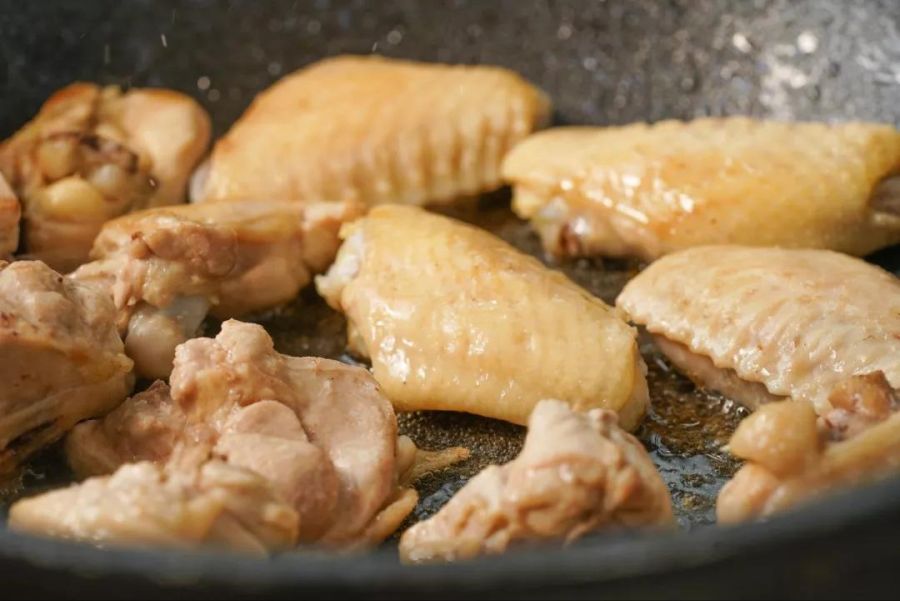 중국인이 만드는 죽순 닭찜🍗 (8.63MB)_3.jpg