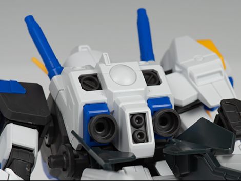 HGUC 1/144 건담 4호기 해외 리뷰_18.jpg