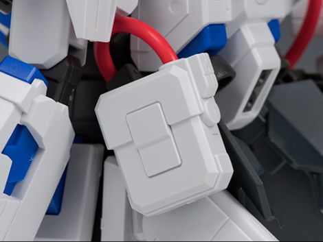 HGUC 1/144 건담 4호기 해외 리뷰_21.jpg