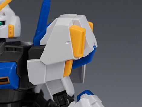 HGUC 1/144 건담 4호기 해외 리뷰_23.jpg