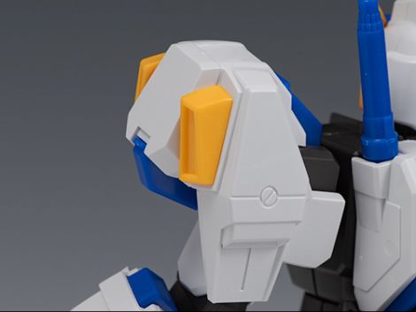 HGUC 1/144 건담 4호기 해외 리뷰_24.jpg