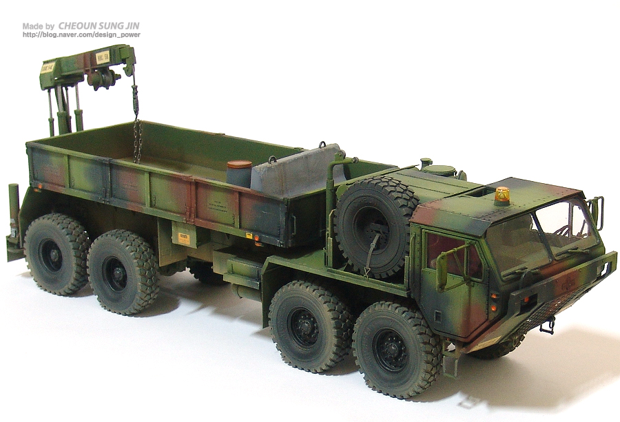 M977 HEMTT Oshkosh Truck_2.jpg