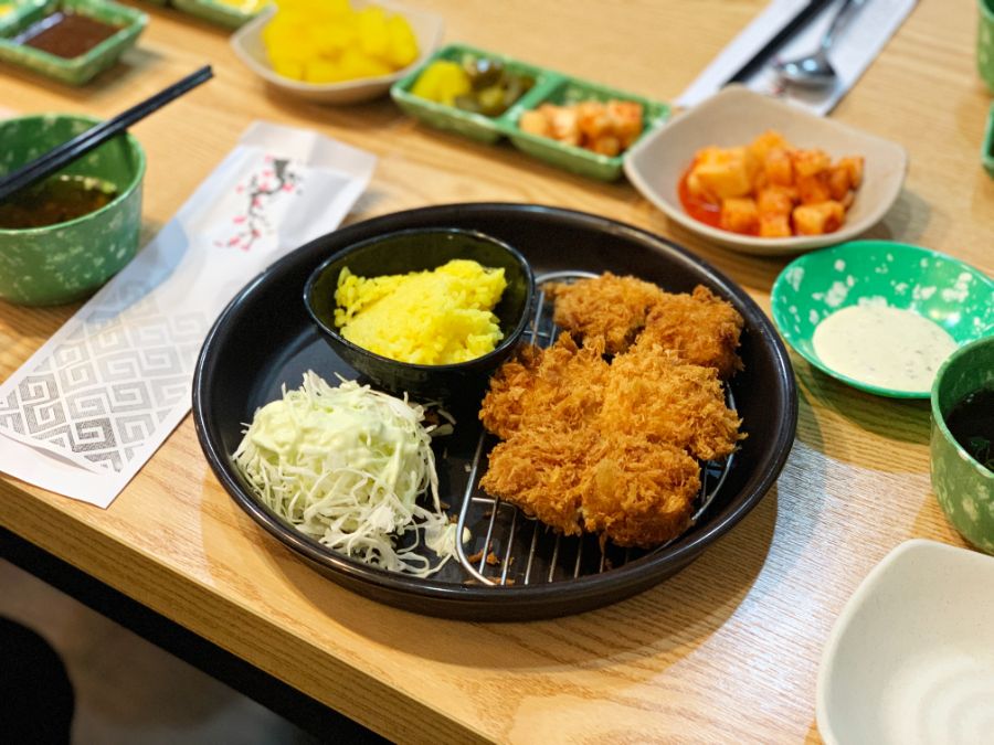 서초동에서 생선까스 먹었습니다 서울 서초동 라라분식