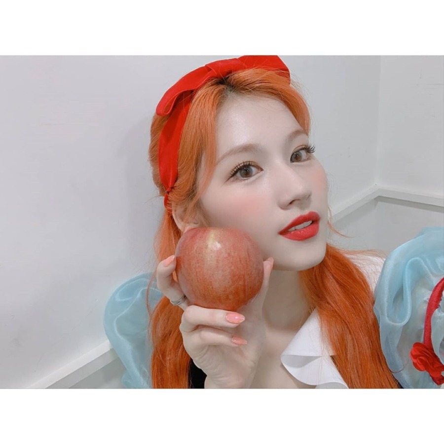 twicetagram_p_2340076237676871025_2_2340076232509229259.jpg