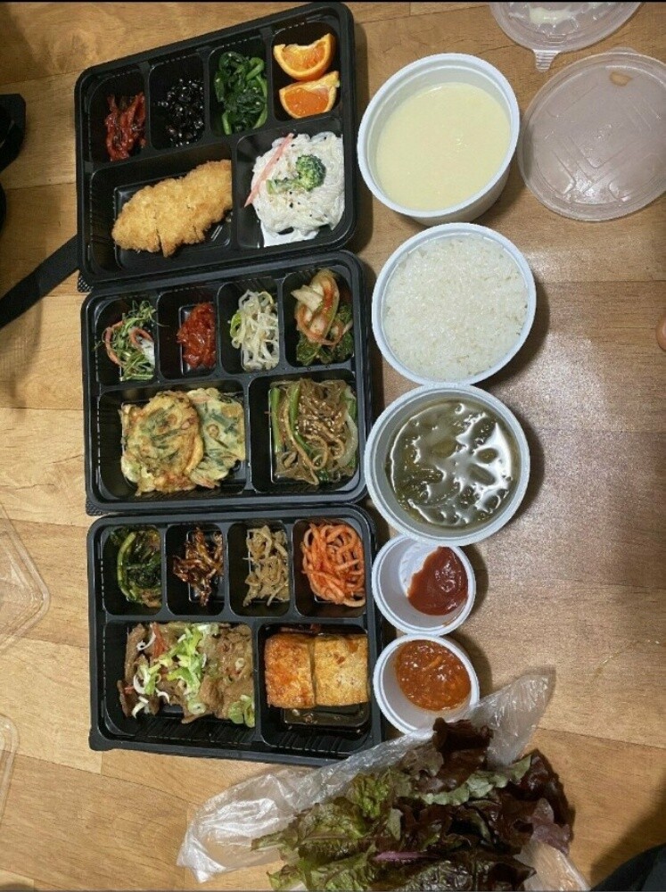 배달비 없는 8,900원짜리 백반 1인분._1.jpg