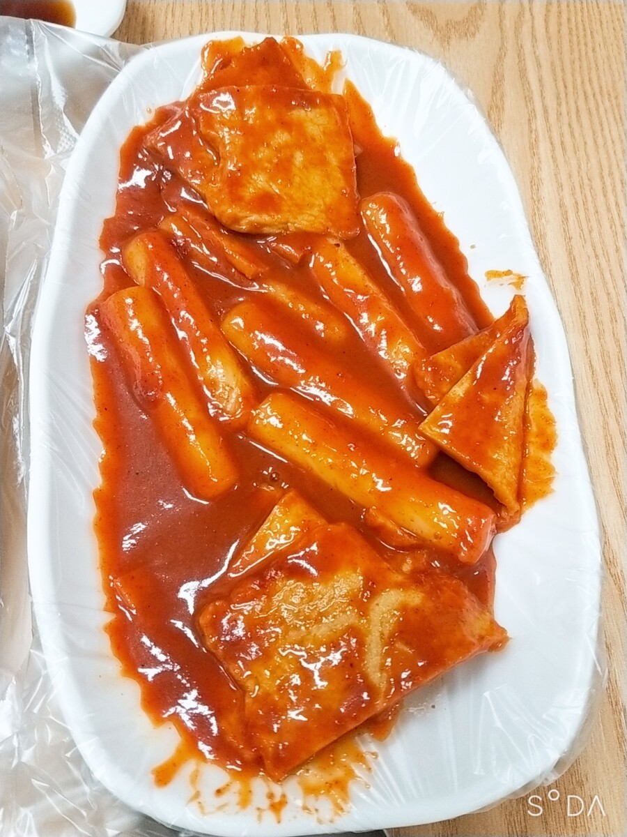 동네 분식집 3000원 떡볶이 논란.jpg_1.jpg
