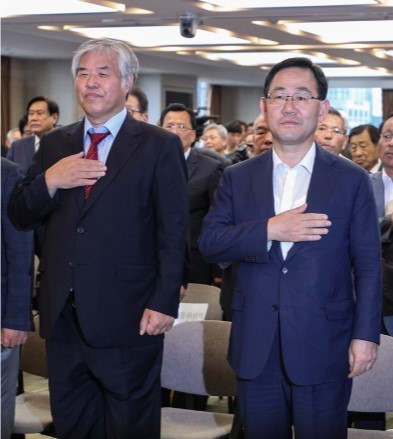 미래통합당: "전광훈은 우리와 아무 관계없다구!!!"_1.jpg