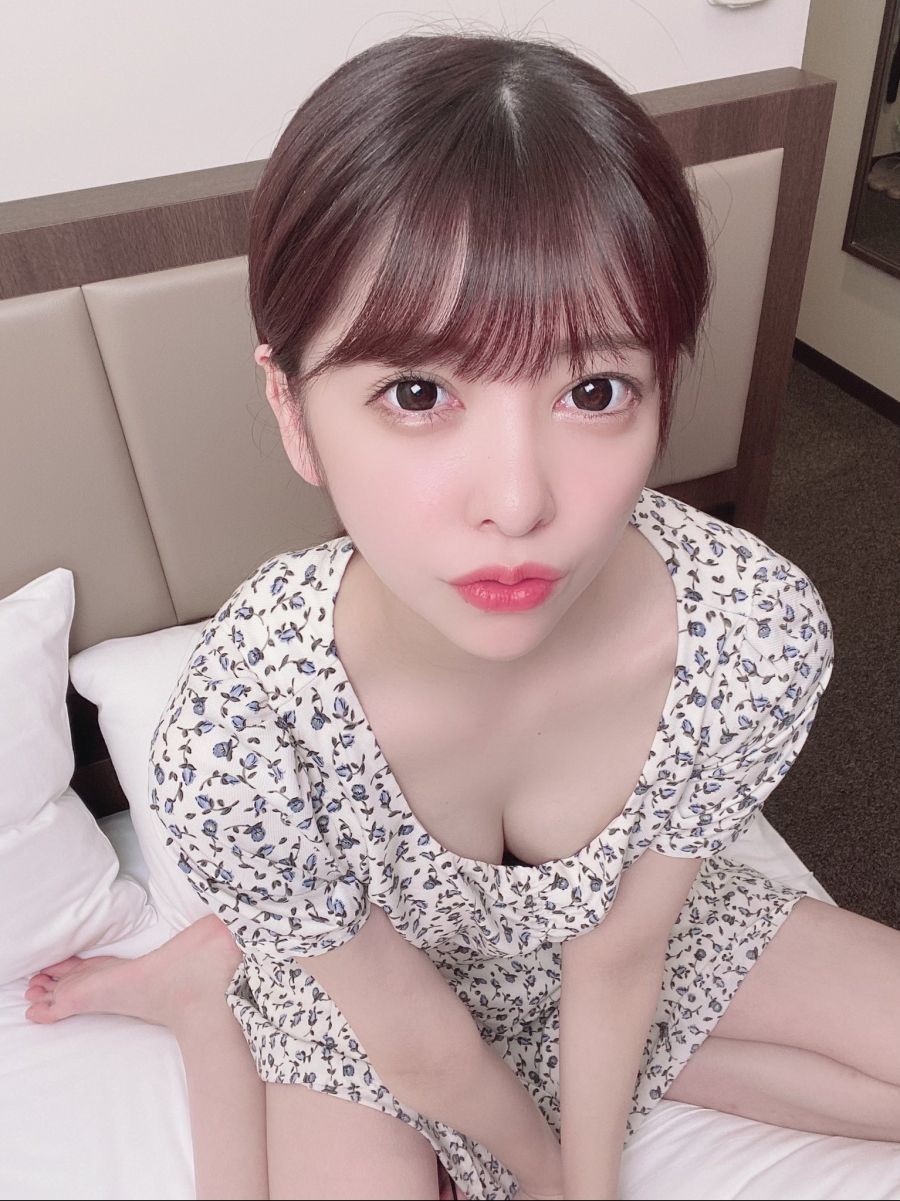귀엽게 생긴 신인여배우_8.jpg