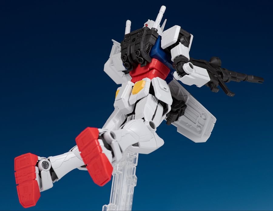 bandai_rx78f00056.jpg