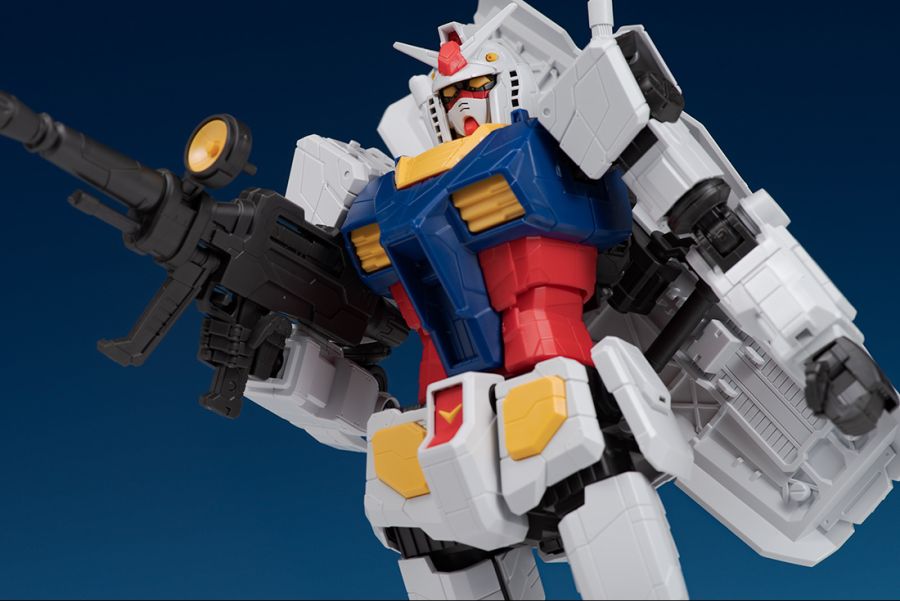 bandai_rx78f00075.jpg