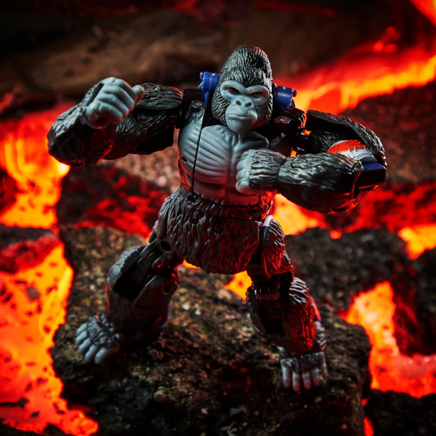 z-F0691xxxx_DIO_TRA_KINGDOM_OPTIMUS-PRIMAL_3_Online_300DPI-.jpg