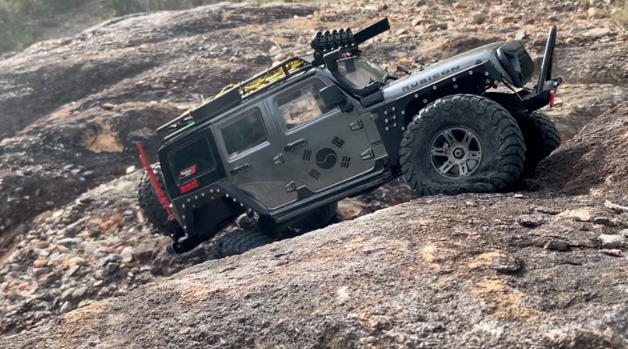 TRX4 소프트바디(324mmWB) 지프 JK 루비콘 오프로드 주행 영상입니다._1.jpg