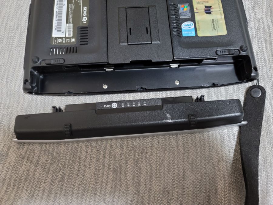 삼성 센스 Q1 UMPC_2.jpg