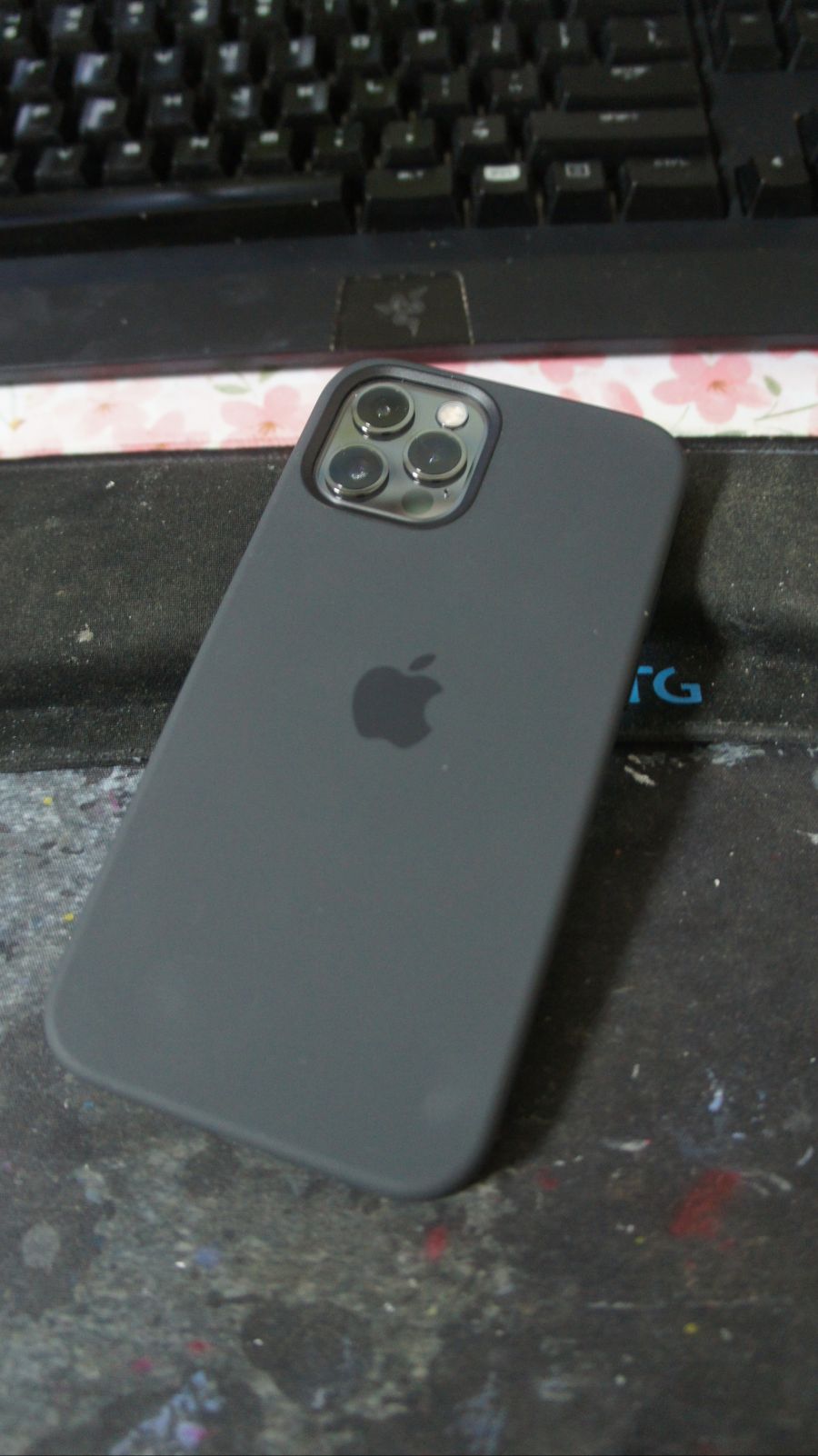 iPhone 12Pro와 악세사리를 가져왔습니다._4.jpg