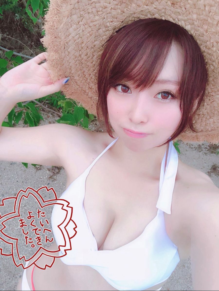 여배우 비키니_6.jpg
