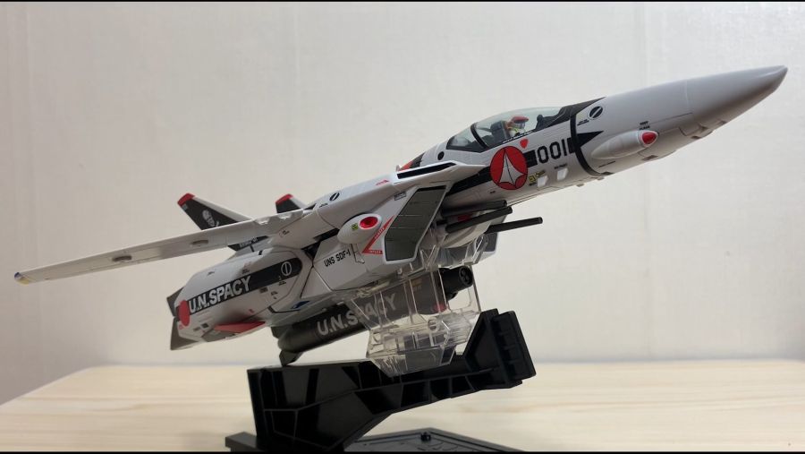 발키리_valkyrie_dx초합금_초합금_반다이_bandai_vf-1s_마크로스_macross_로보텍_robotech.mpeg_20201201_015552.992.jpg