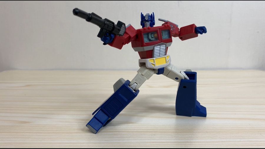 옵티머스프라임_옵티머스_트랜스포머_transformers_R.E.D_robot enchanted design_optimus prime_optimus_하스브로_hasbro.mpeg_20201210_161342.591.jpg