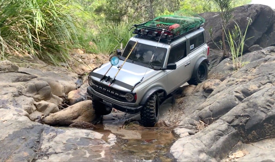 뉴 포드 브롱코 바위 계곡 주행_3.jpg