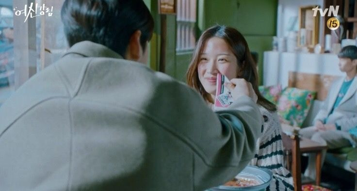 요즘 03년생은 카페에서 인스턴트 훠궈 먹는구나...jpg_2.jpeg