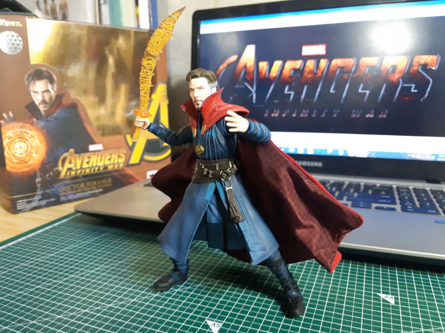 S.H.Figuarts 닥터 스트레인지 (배틀 온 타이탄)_13.jpg