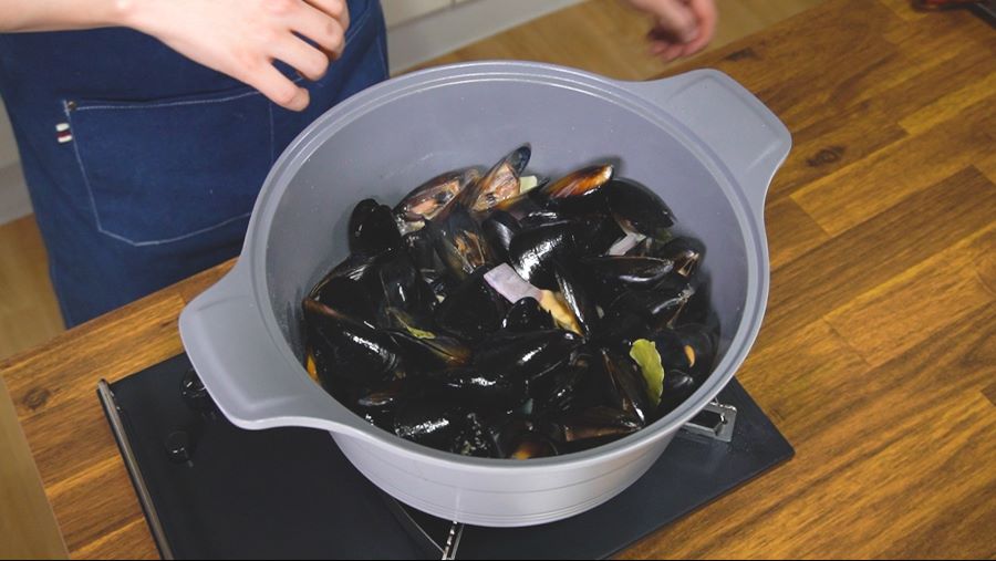 부드러움과 고소함의 끝판왕 솔트배의 기버터 스테이크_17.jpg