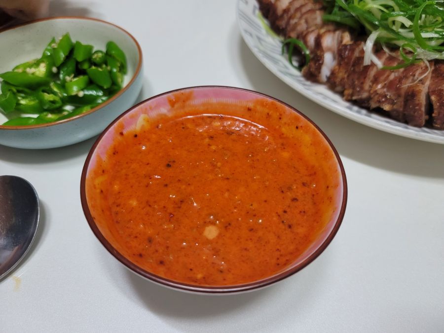 오랜만에 통삼겹살 오븐구이를 해보았습니다._10.jpg