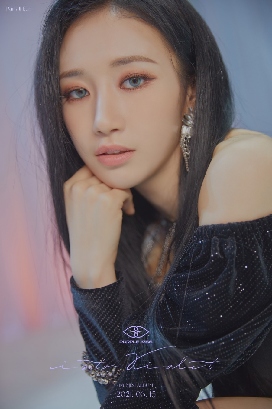 1ST MINI ALBUM [INTO VIOLET] CONCEPT PHOTO #1 2.jpg