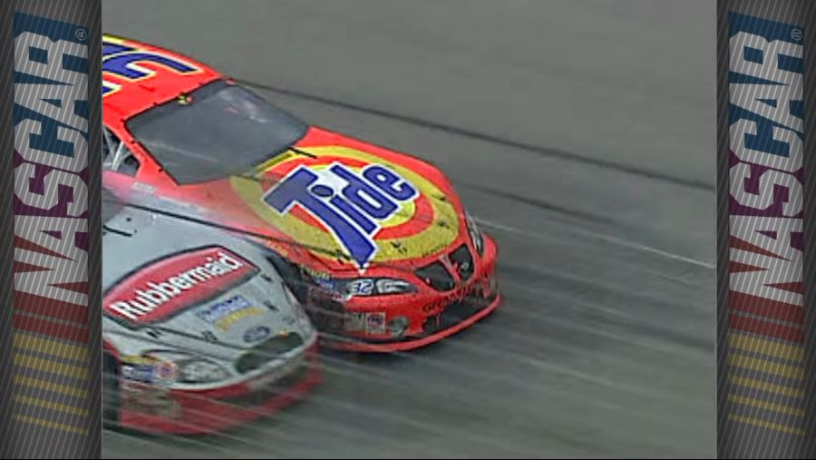 Ricky Craven and Kurt Busch finish at Darlington 2003.mkv_20210307_194534.707.png