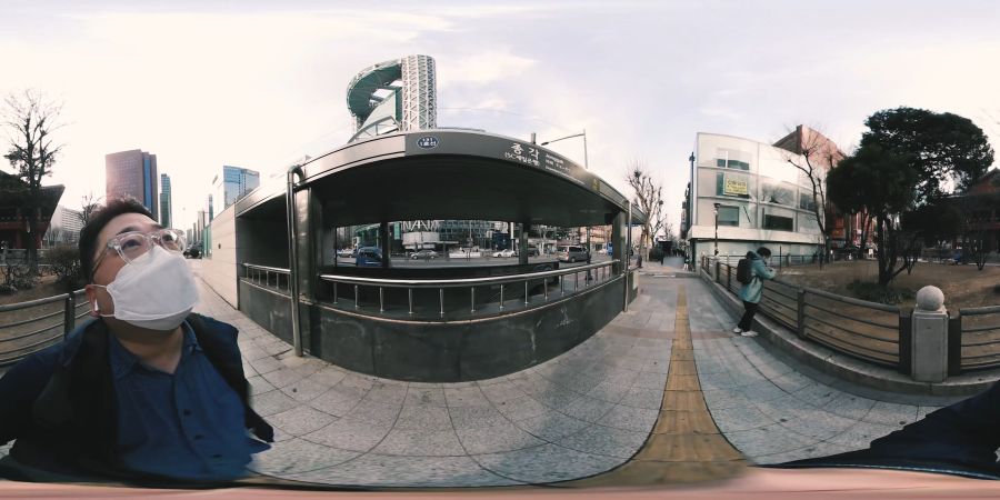 1호선 종각역에서 탑승하기 (360도영상)_3.jpg