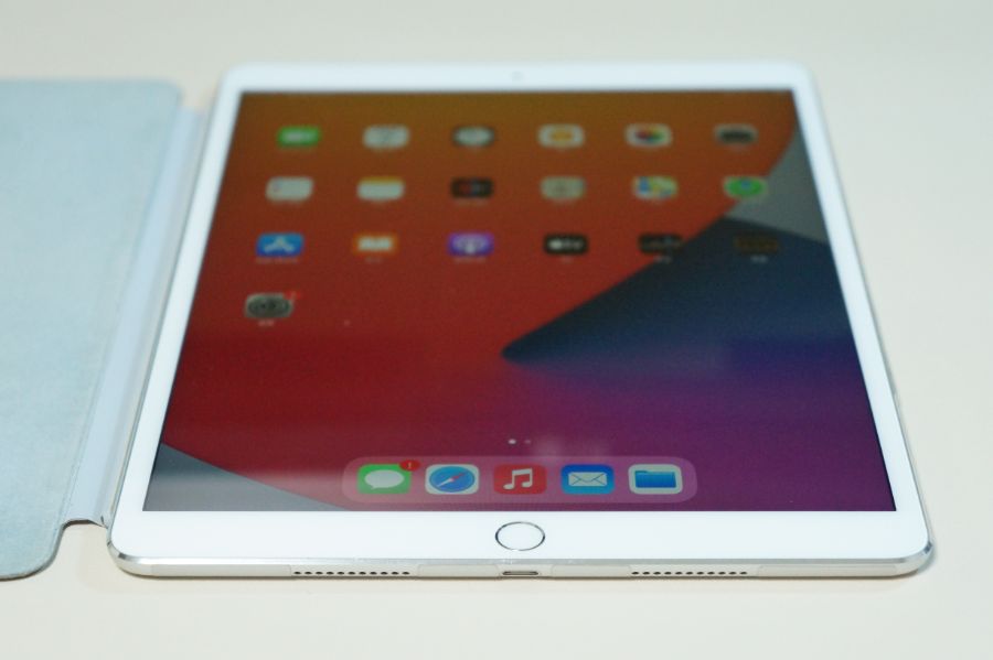 아이패드 프로 10.5 안녕_1.jpg